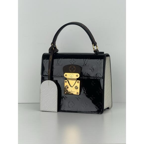 Louis Vuitton Spring Street Patent Leather Women's Shoulder Bag 2019 - Picture 1 of 16